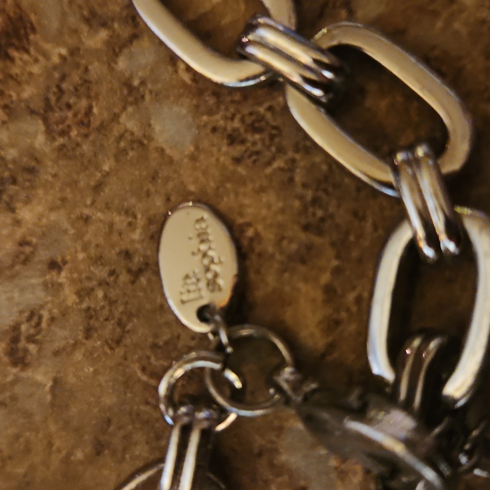 Animal print necklace - Picture 4 of 4